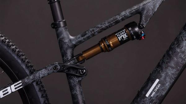 Cube AMS Hybrid ONE44 C:68X SLT 400X matrixblack'n'white Gr&ouml;&szlig;e: S Produktbild 2