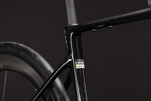 Cube Attain C:62 SLT carbon'n'white Gr&ouml;&szlig;e: 62 cm Produktbild 5
