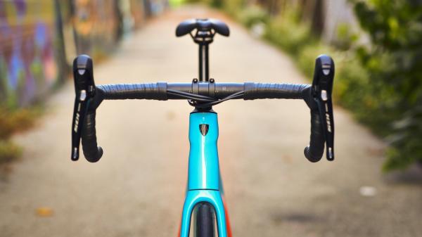 Trek Emonda ALR 5 56 Crimson to Dark Carmine Fade Produktbild 13