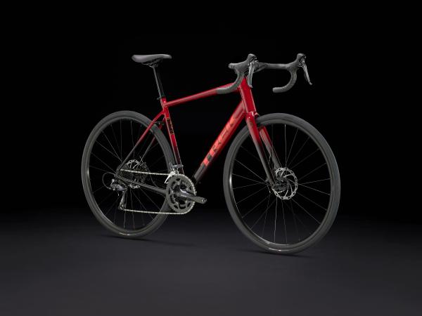 Trek Domane AL 2 56 Crimson to Dark Carmine Fade Produktbild 1