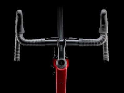 Trek Domane AL 2 58 Crimson to Dark Carmine Fade Produktbild 5