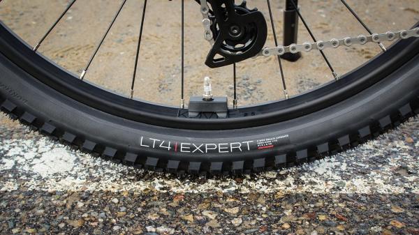 Diamant Zing Trip Core LS M Baumwollweiss Metallic 400Wh Produktbild 8