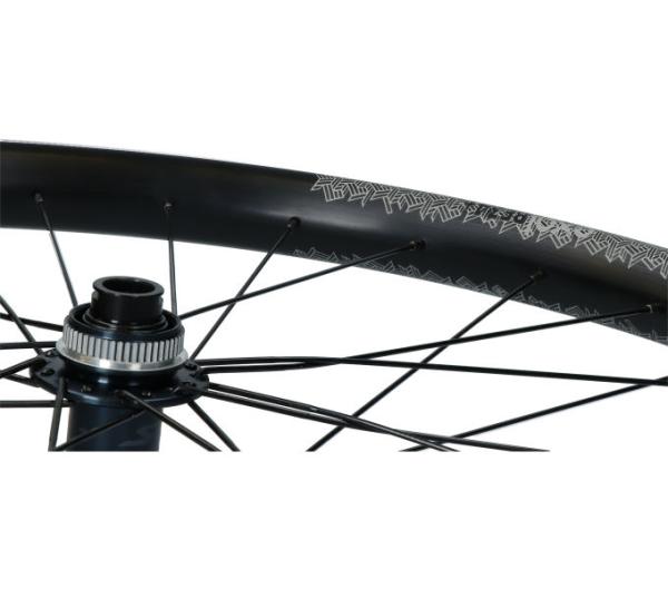 Exal HR BE34+ 27,5 DISKCOMP 12MM 12FACH 32L ED SW/SW/SW Produktbild 1