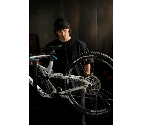 Schwalbe SCHWALBE FALTREIFEN TACKY CHAN  Ultra Soft Super Downhill 62-584 Schwarz Produktbild 5